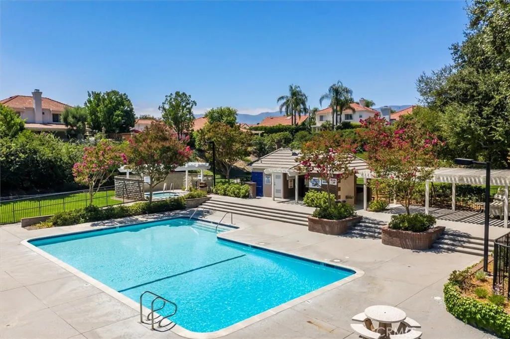 26008 Lucerne Court, Valencia, California 91355 home-pic-53