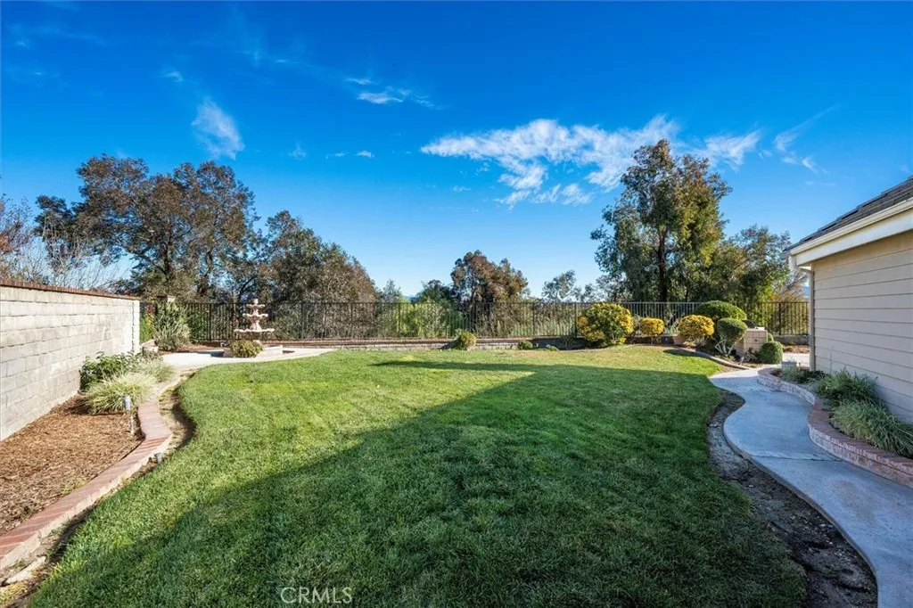 26008 Lucerne Court, Valencia, California 91355 home-pic-43