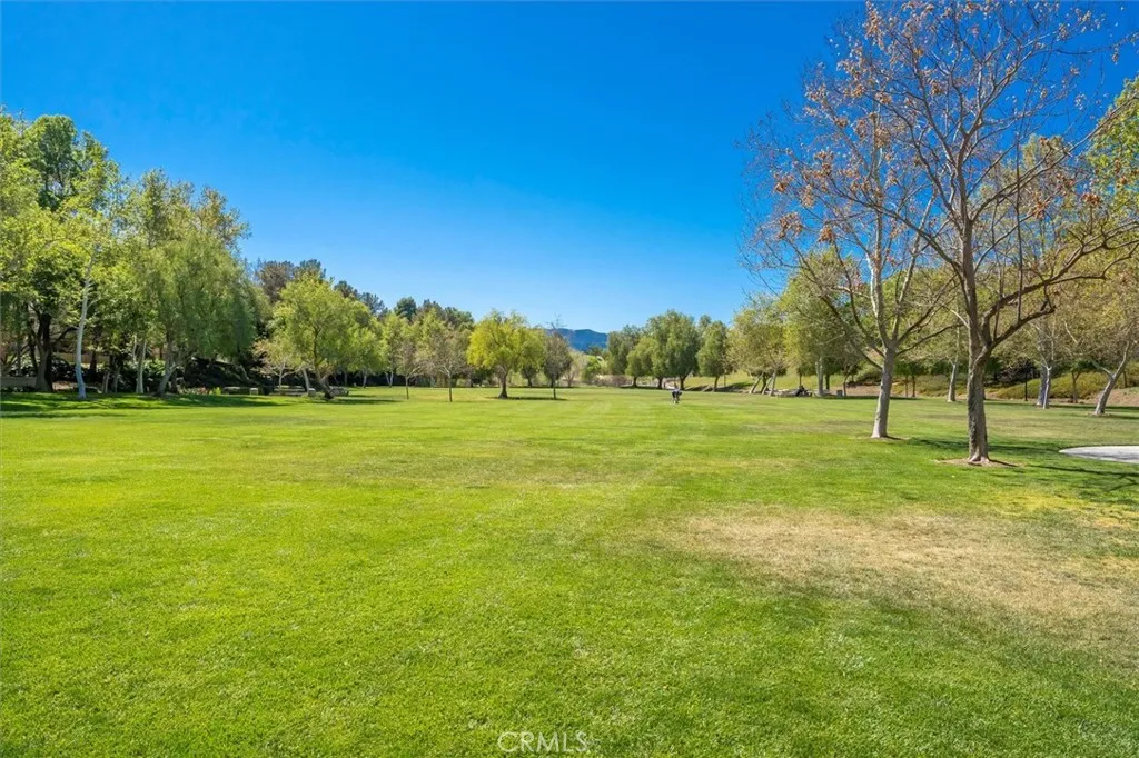 26008 Lucerne Court, Valencia, California 91355 home-pic-56
