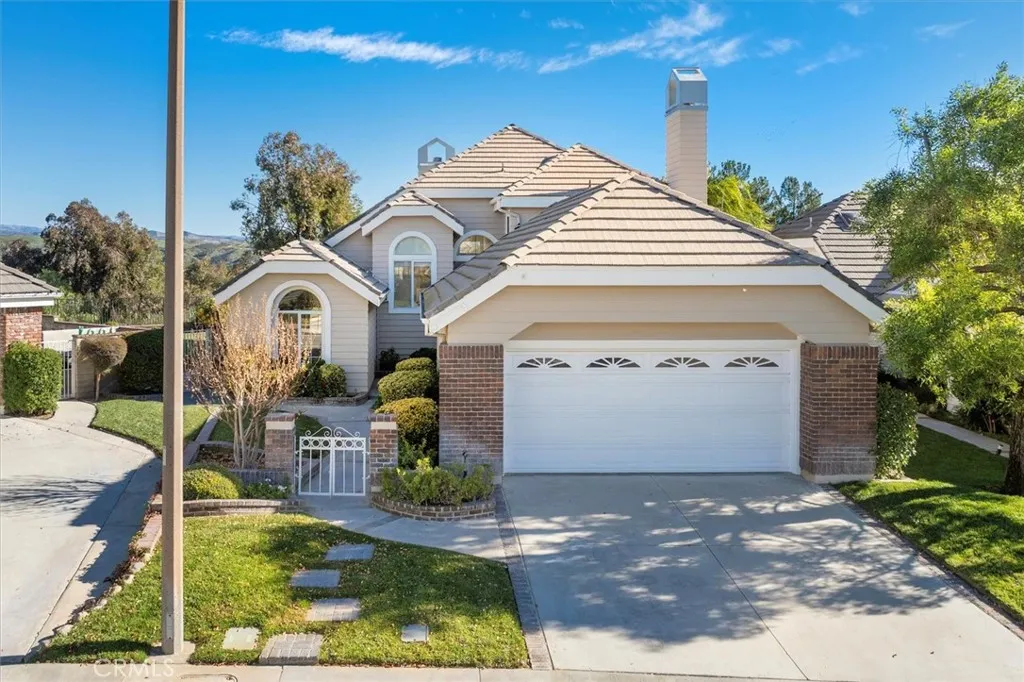 26008 Lucerne Court, Valencia, California 91355 home-pic-1