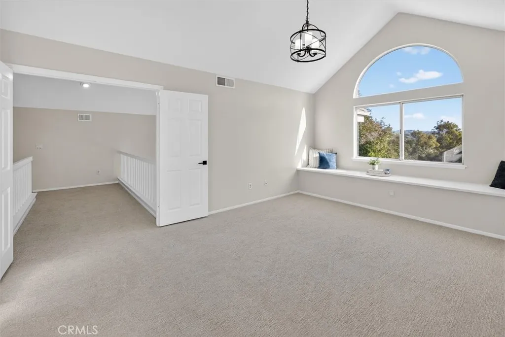 26008 Lucerne Court, Valencia, California 91355 home-pic-32