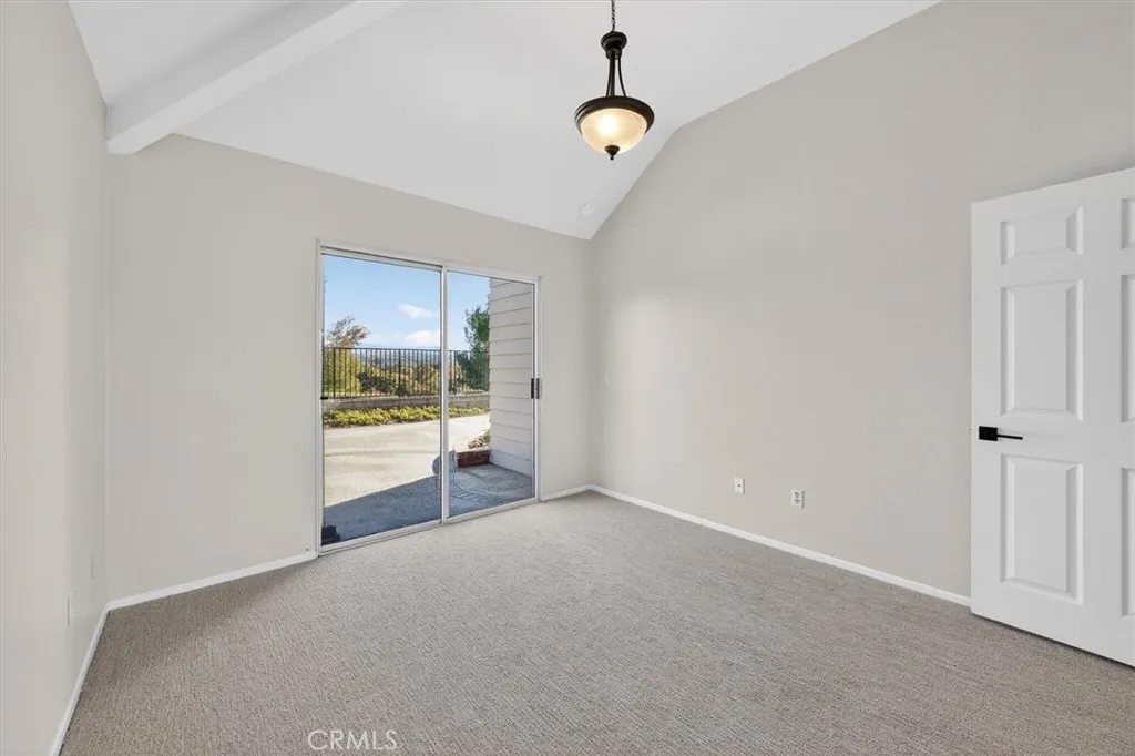 26008 Lucerne Court, Valencia, California 91355 home-pic-23