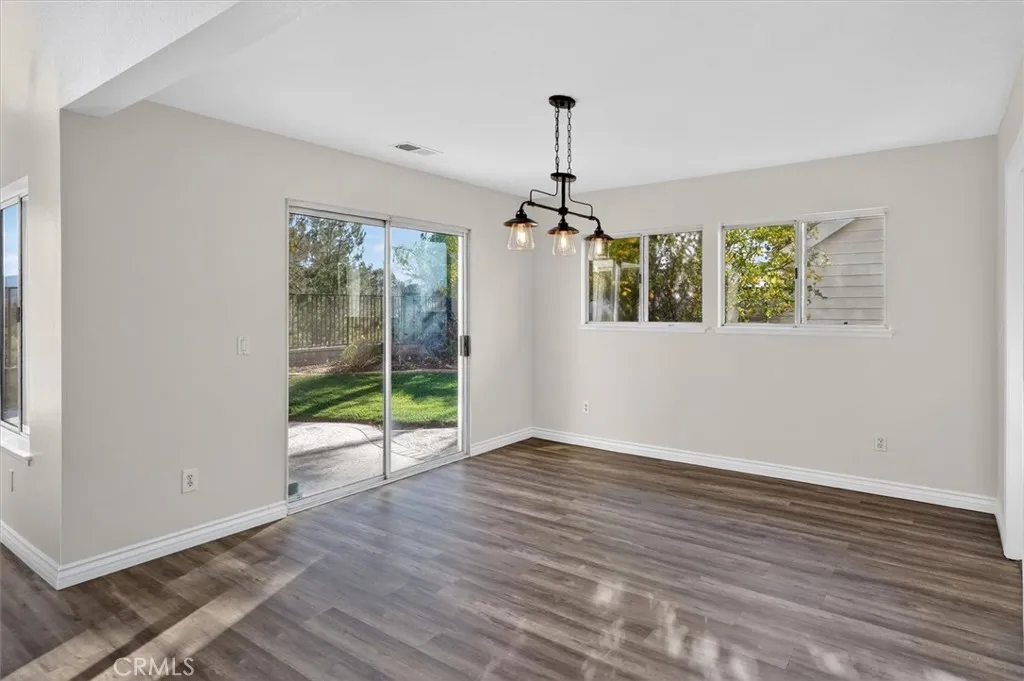 26008 Lucerne Court, Valencia, California 91355 home-pic-11