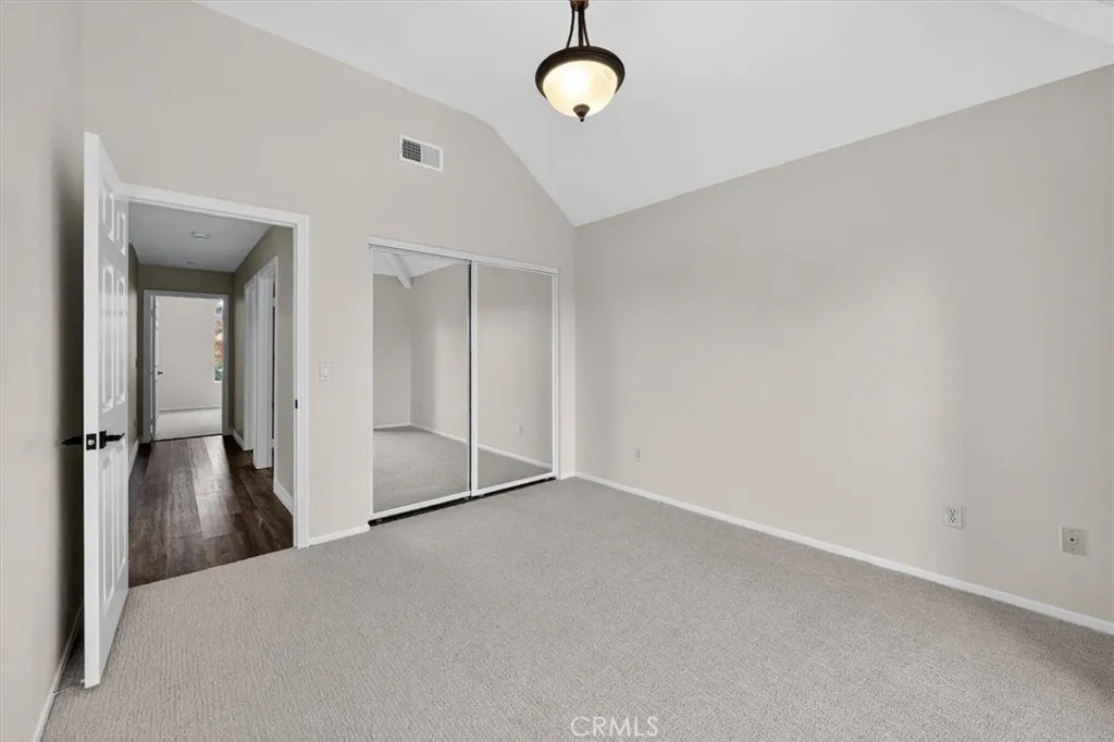 26008 Lucerne Court, Valencia, California 91355 home-pic-24