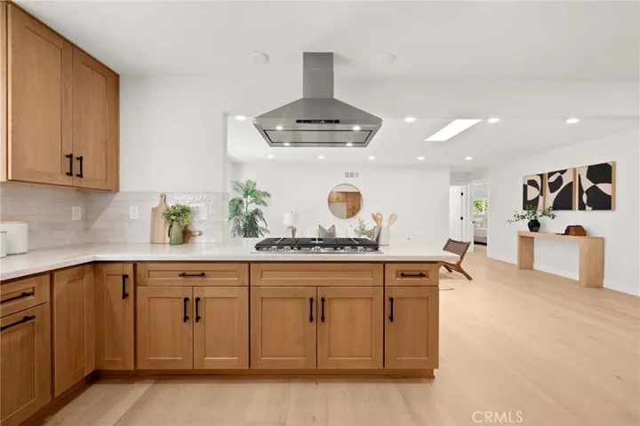 2201 E Oakmont, Orange, California 92867