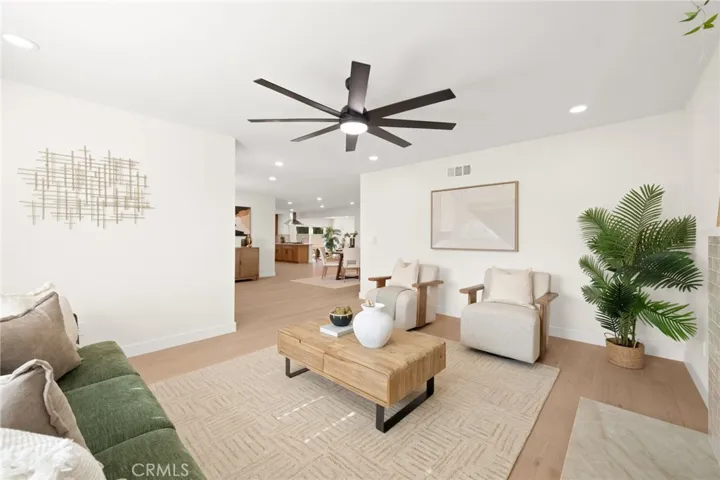 2201 E Oakmont, Orange, California 92867