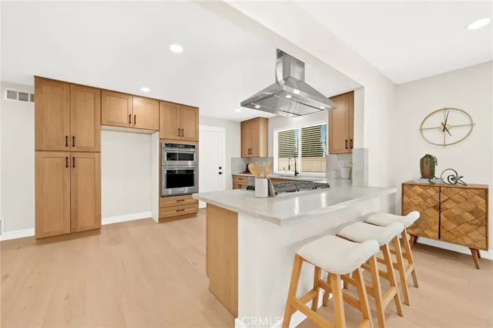 2201 E Oakmont, Orange, California 92867