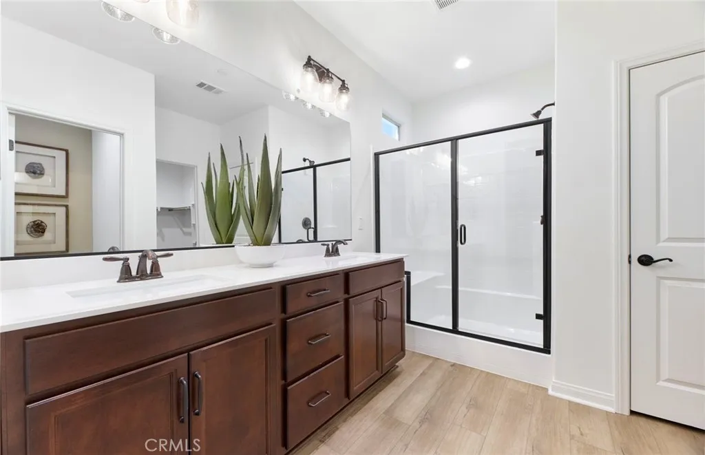 739 Spyglass Court, Perris, California 92571 home-pic-9