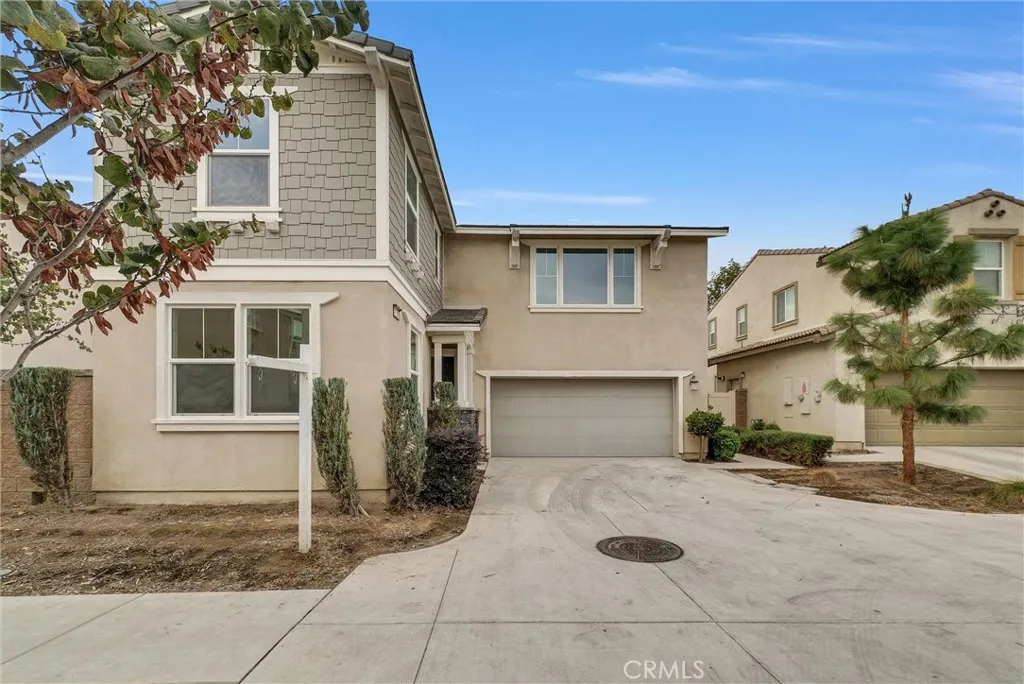 3226 E Mt Rainier Drive, Ontario, California 91762 home-pic-3
