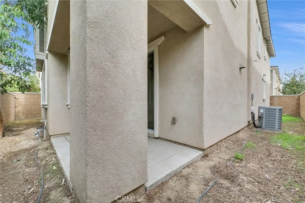 3226 E Mt Rainier Drive, Ontario, California 91762 home-pic-29
