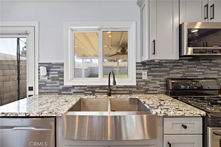 2844 S Cypress Point, Ontario, California 91761