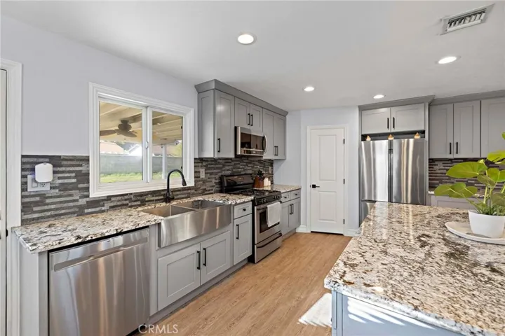 2844 S Cypress Point, Ontario, California 91761