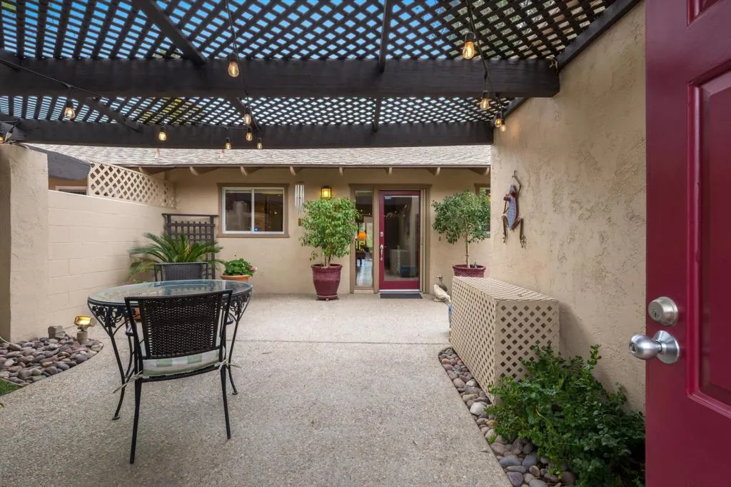 48915 Washington Street, La Quinta, California 92253 home-pic-2
