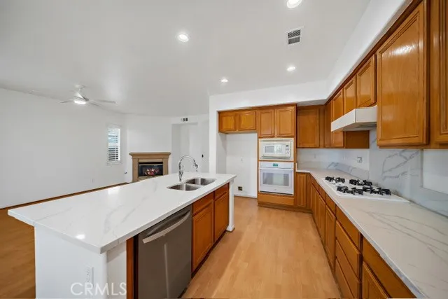31274 Sunningdale, Temecula, California 92591 home-pic-4