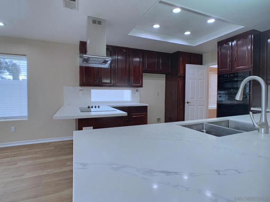 31352 Via Eduardo, Temecula, California 92592 home-pic-36