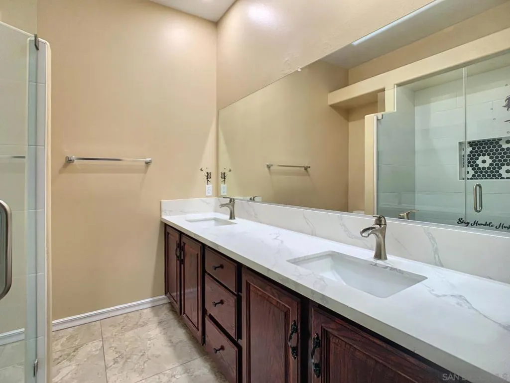 31352 Via Eduardo, Temecula, California 92592 home-pic-26