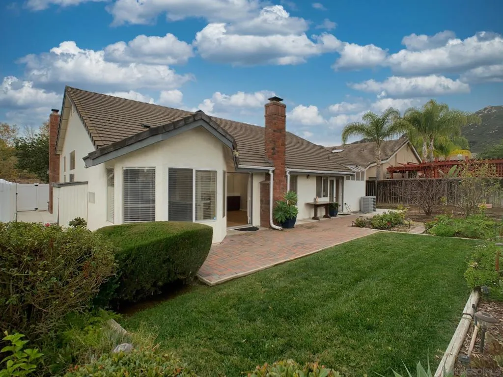 31352 Via Eduardo, Temecula, California 92592 home-pic-40