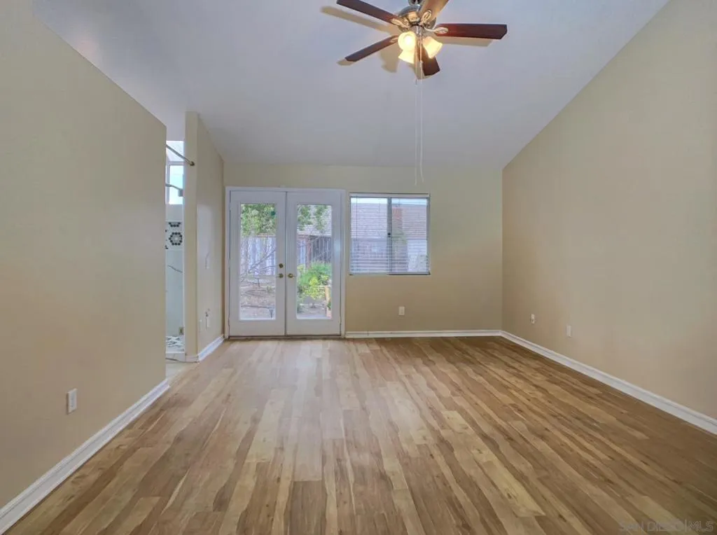 31352 Via Eduardo, Temecula, California 92592 home-pic-23