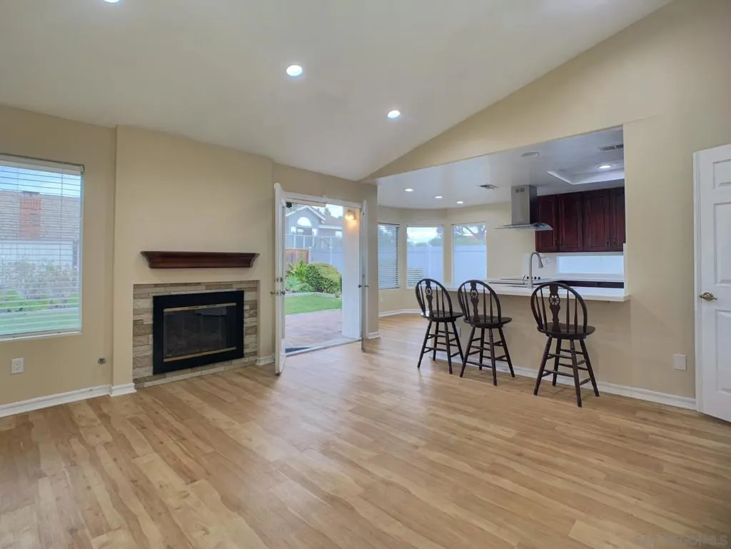 31352 Via Eduardo, Temecula, California 92592 home-pic-11