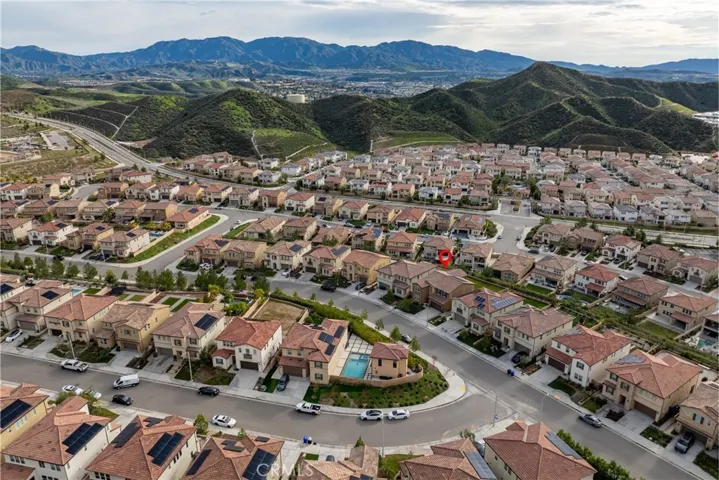 19038 Carranza, Saugus, California 91350
