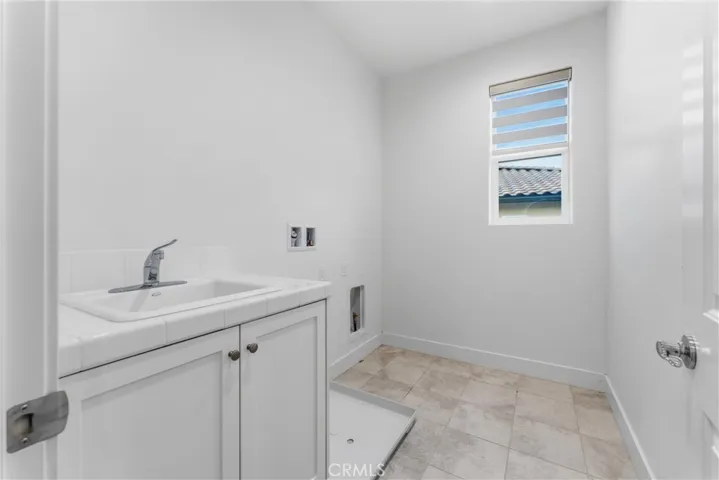 19038 Carranza, Saugus, California 91350