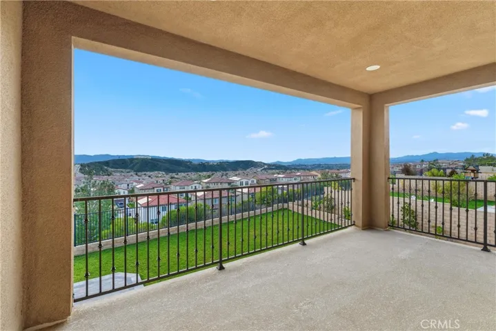 19038 Carranza, Saugus, California 91350