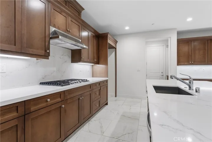 19038 Carranza, Saugus, California 91350