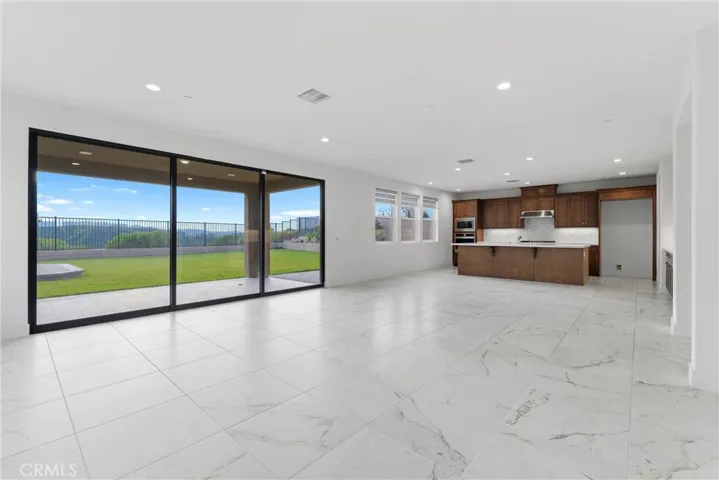 19038 Carranza, Saugus, California 91350