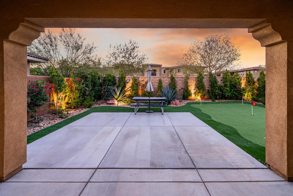 35425 Domani Drive, Palm Desert, California 92211 home-pic-37