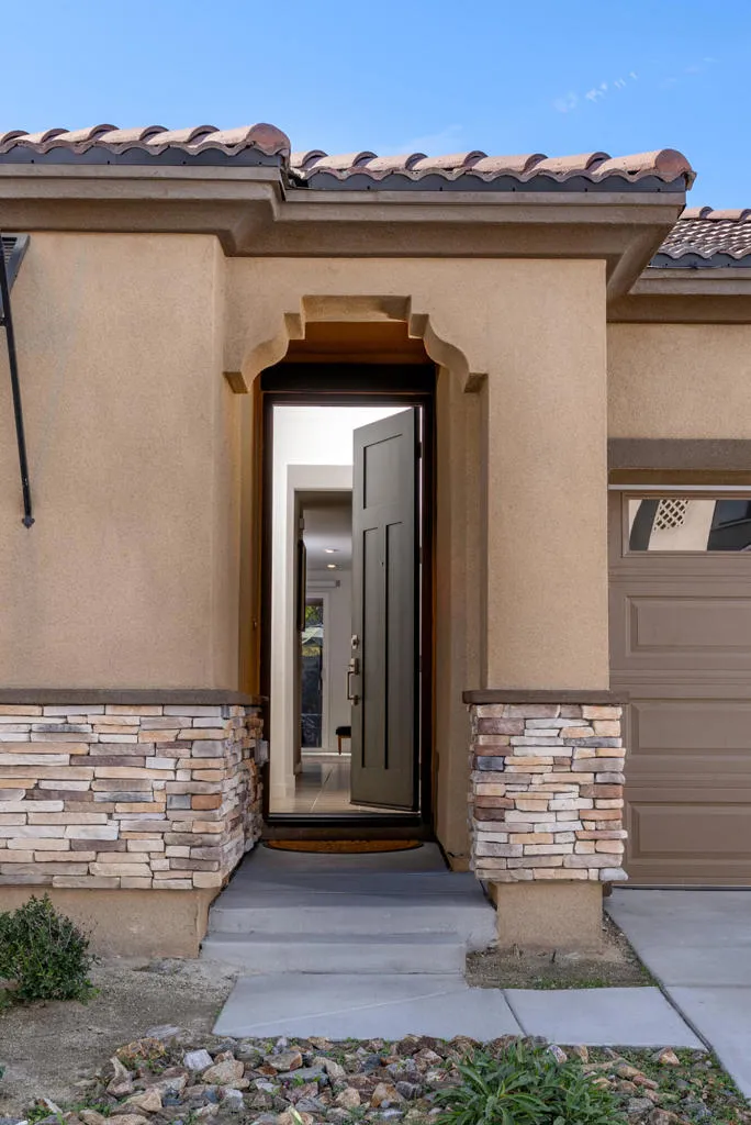 35425 Domani Drive, Palm Desert, California 92211 home-pic-8