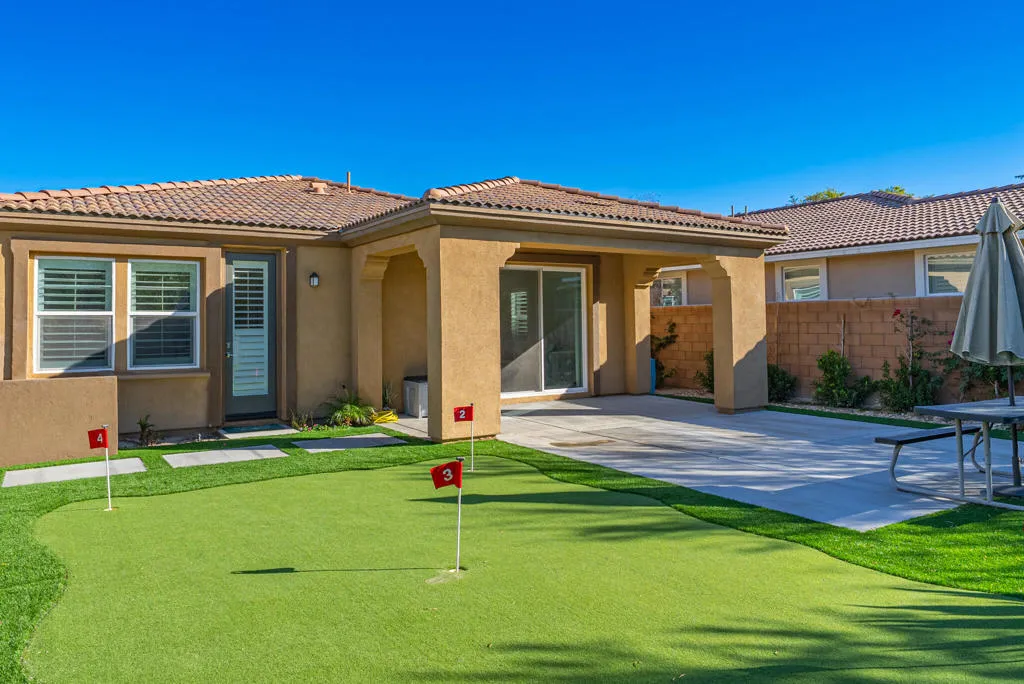 35425 Domani Drive, Palm Desert, California 92211 home-pic-5