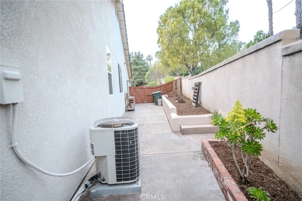 41950 Delmonte, Temecula, California 92591 home-pic-17