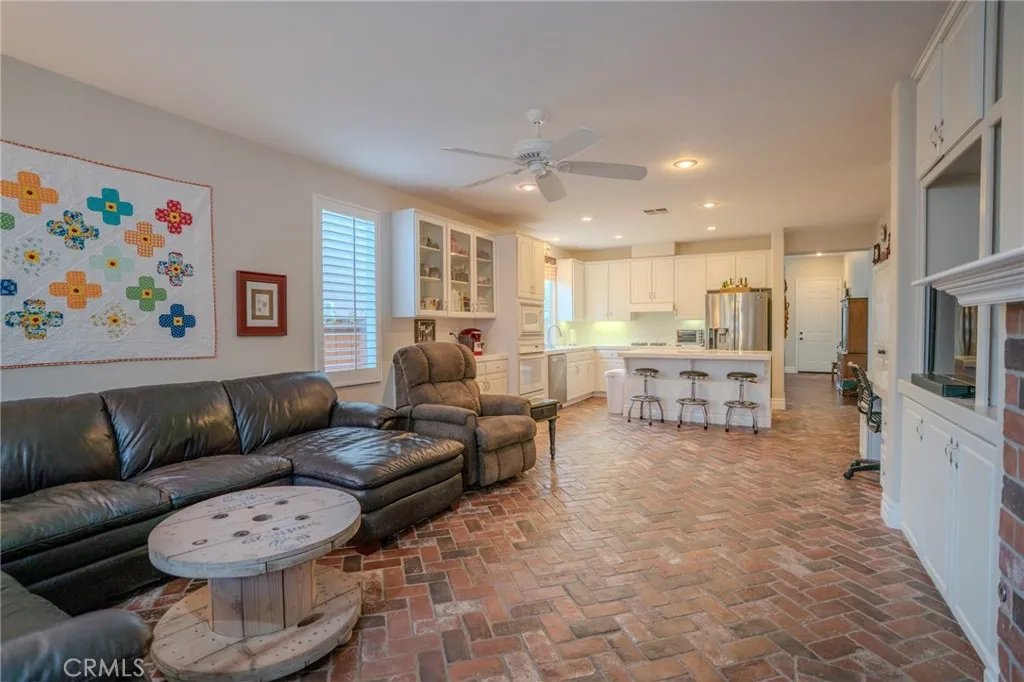 41950 Delmonte, Temecula, California 92591 home-pic-9