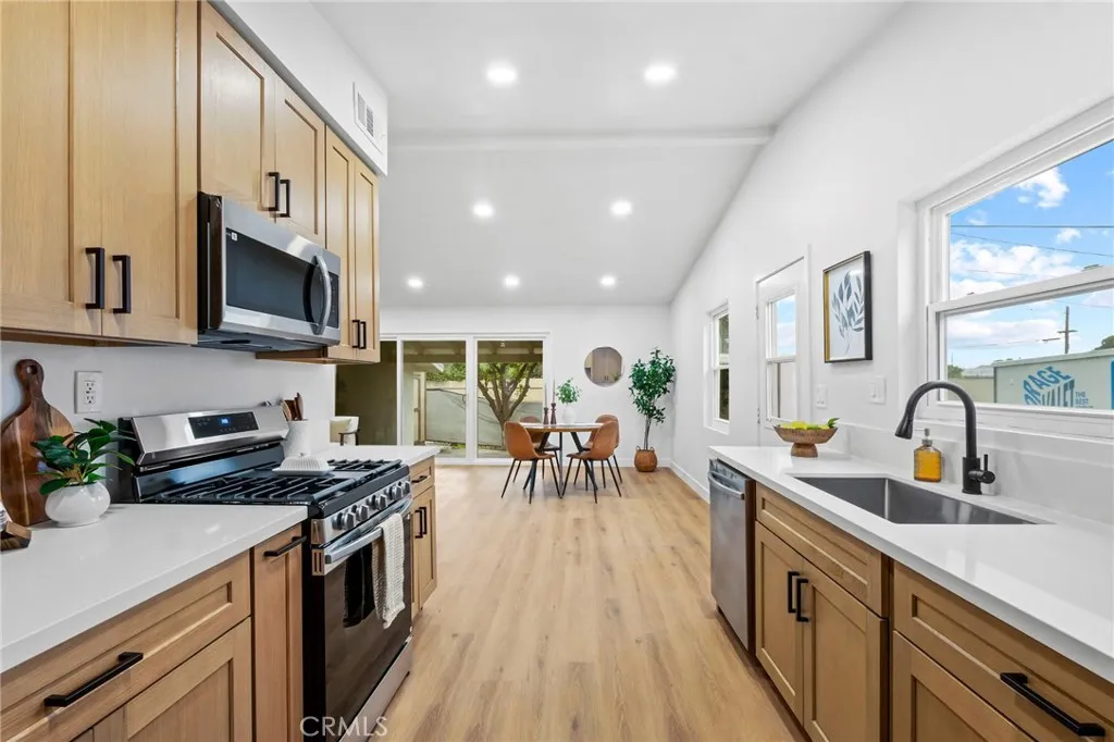 13336 Sandra, Garden Grove, California 92843 home-pic-3