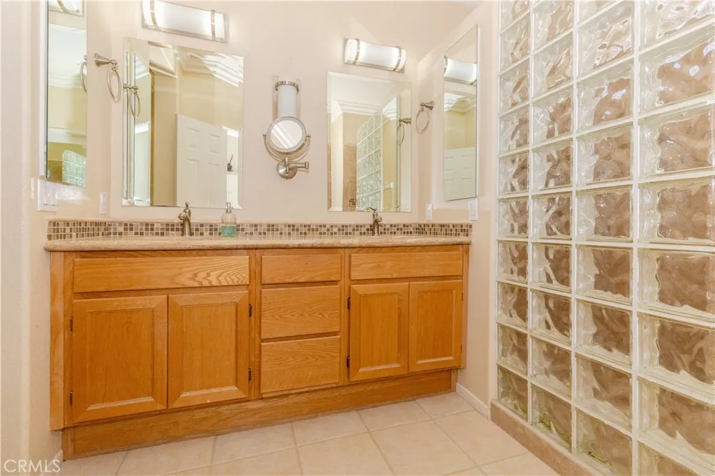 29313 Hidden Lake, Menifee, California 92584 home-pic-22
