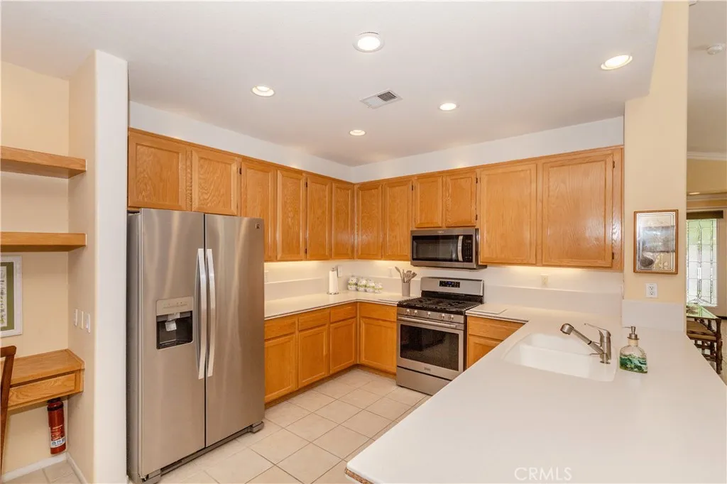 29313 Hidden Lake, Menifee, California 92584 home-pic-11