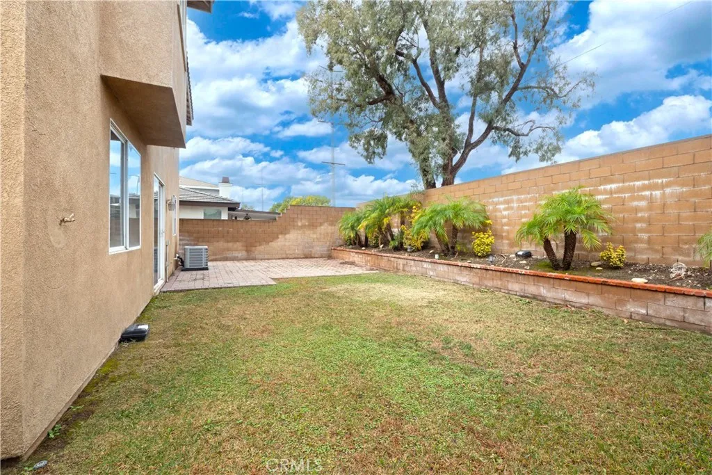 16414 Twinberry Court, Fontana, California 92336 home-pic-47