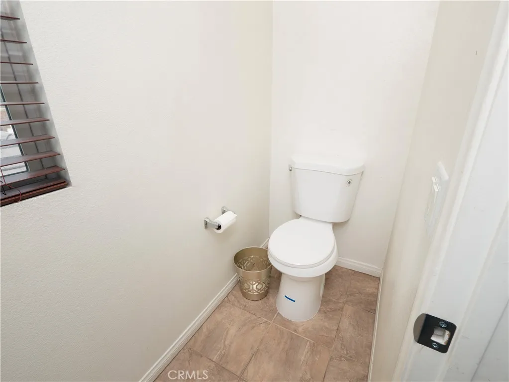 16414 Twinberry Court, Fontana, California 92336 home-pic-37