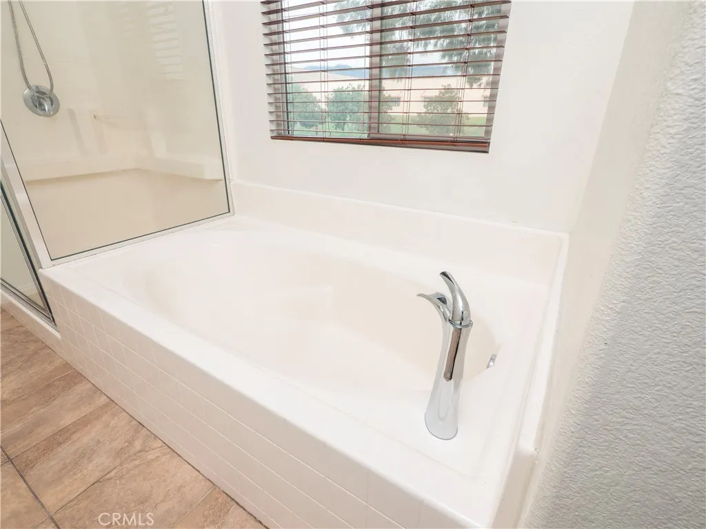 16414 Twinberry Court, Fontana, California 92336 home-pic-35