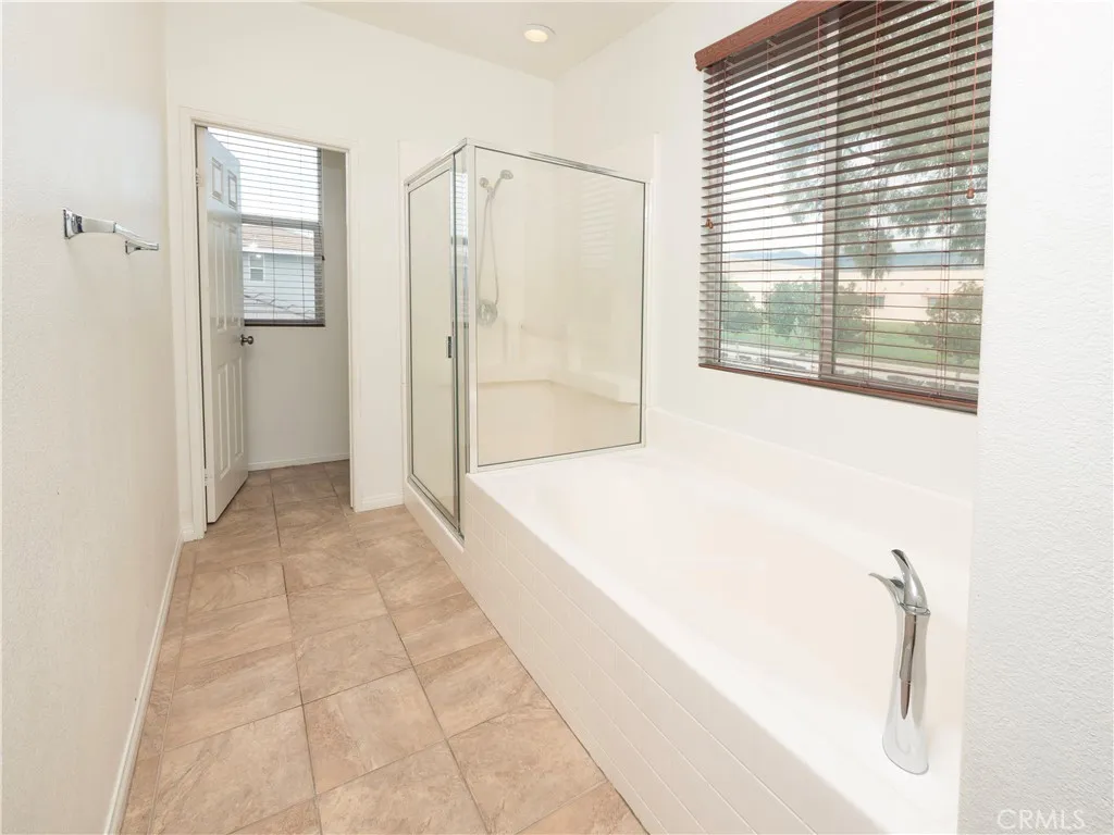 16414 Twinberry Court, Fontana, California 92336 home-pic-34
