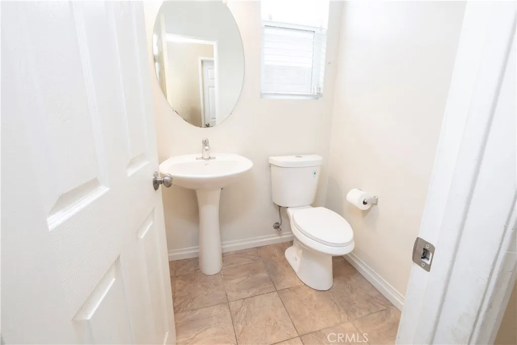 16414 Twinberry Court, Fontana, California 92336 home-pic-18