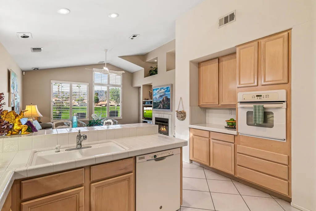 42591 Saladin Drive, Palm Desert, California 92211 home-pic-28