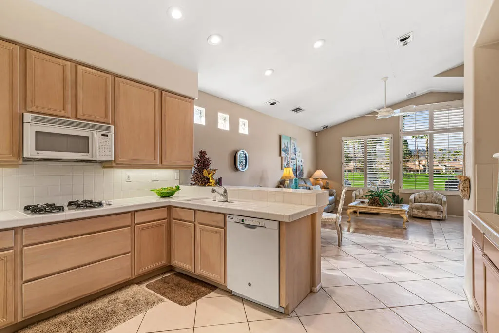 42591 Saladin Drive, Palm Desert, California 92211 home-pic-27