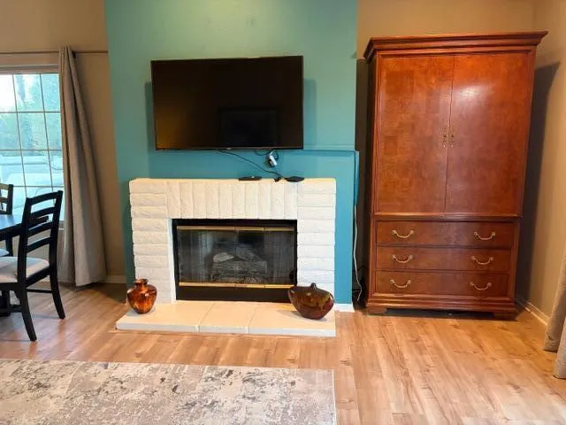IMG_0158 726 VLD fireplace & armoire