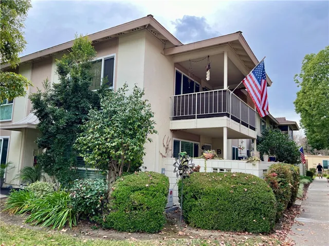 214 Avenida Majorca O, Laguna Woods, California 92637