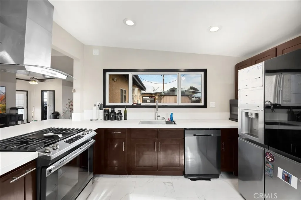 10836 Mayes, Whittier, California 90604 home-pic-7