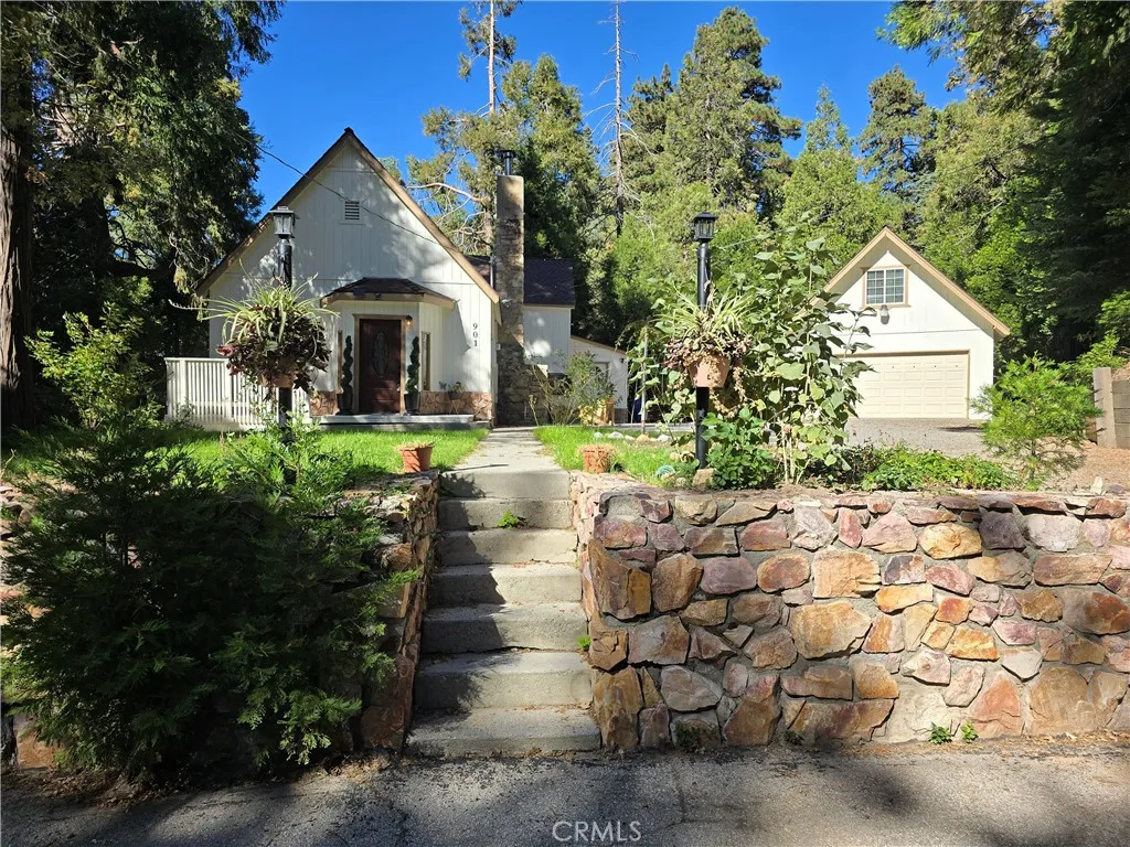 901 Ca-173, Lake Arrowhead, California 92352 home-pic-40