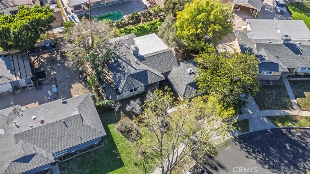 16728 Celtic, Granada Hills, California 91344 home-pic-10