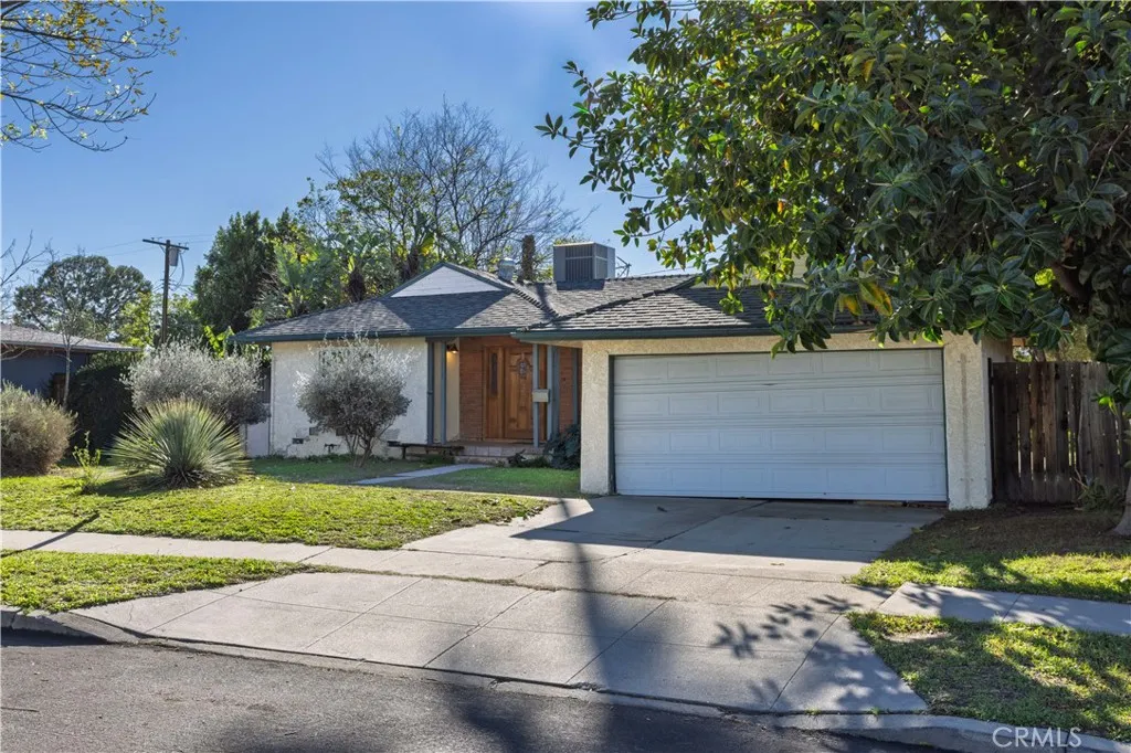 16728 Celtic, Granada Hills, California 91344 home-pic-3