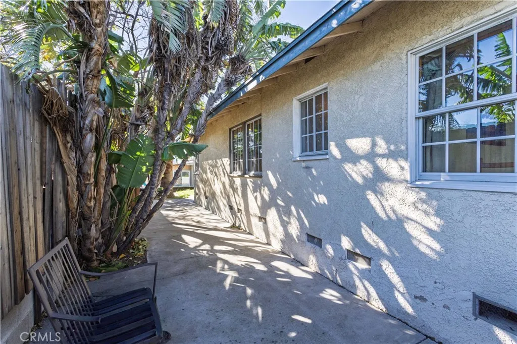 16728 Celtic, Granada Hills, California 91344 home-pic-27